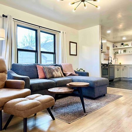 אדמונד Campus Cottage Kng Bed! Walk To Uco And Downtown מראה חיצוני תמונה